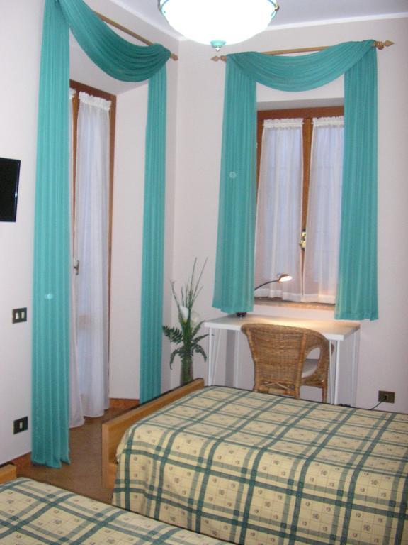 Bed and Breakfast Al Vecchio Olivo Frascati Habitación foto