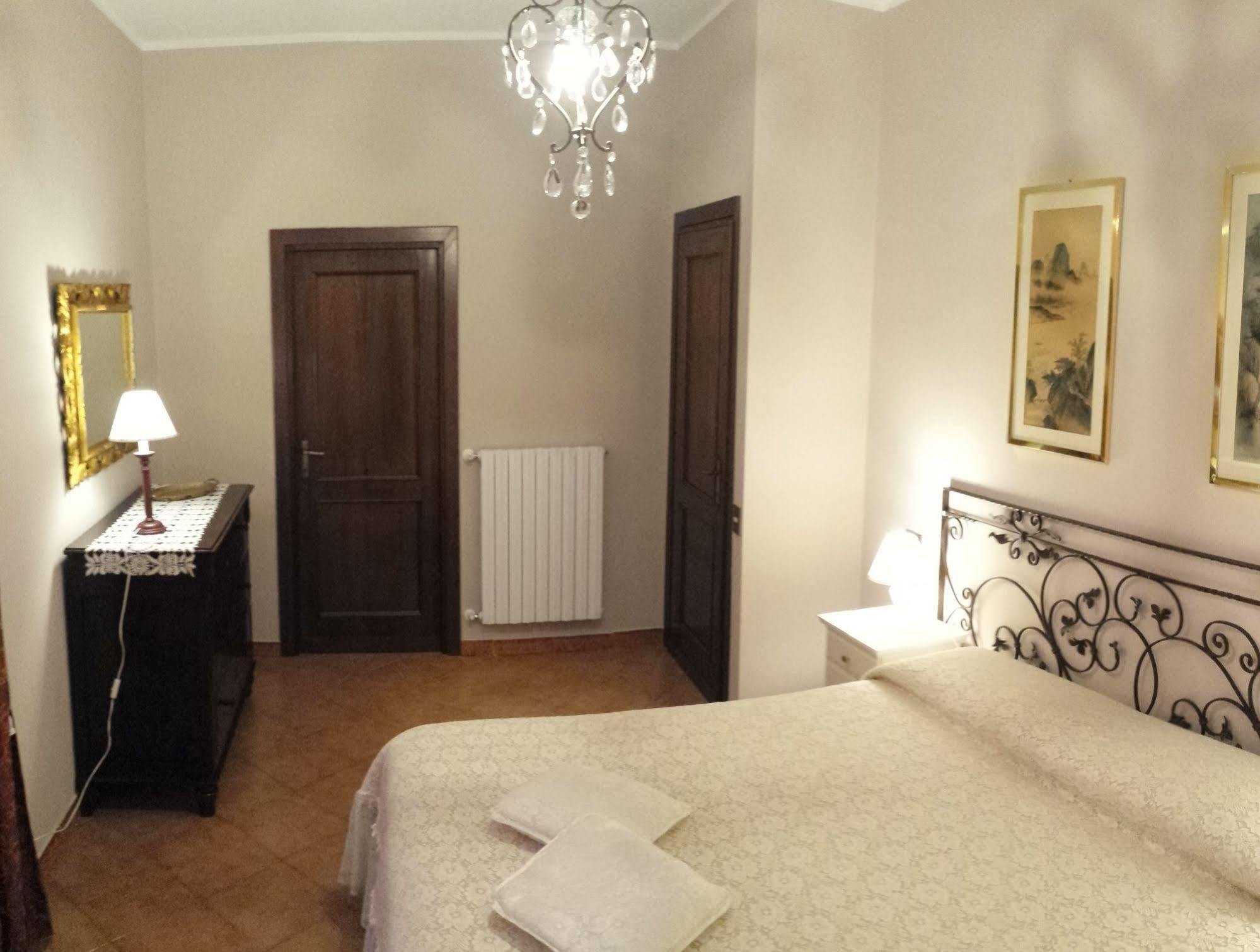 Bed and Breakfast Al Vecchio Olivo Frascati Exterior foto
